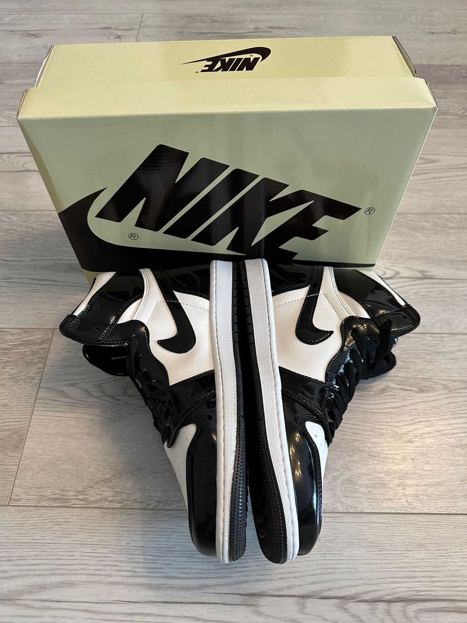 Adidasi Nike Air Jordan 1 Retro High Black/White-All Star Weekend NOU