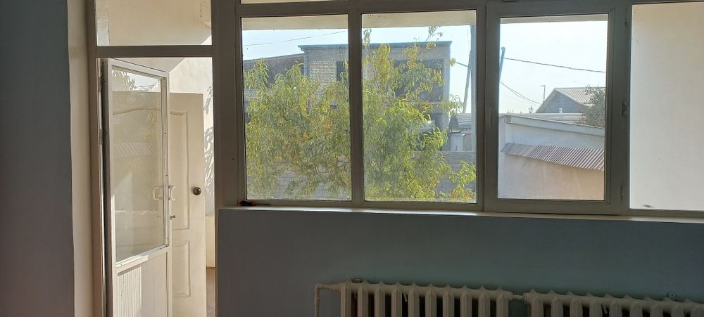 Akfa rom va eshiklari sotiladi.