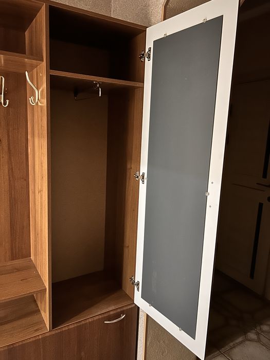 Продаю шкаф-прихожку