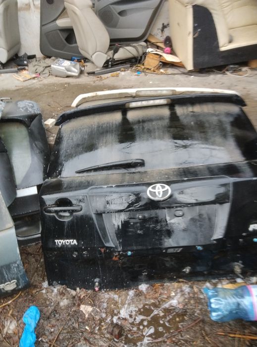 Заден капак за Toyota RAV4 се с място на гума и без място на гума