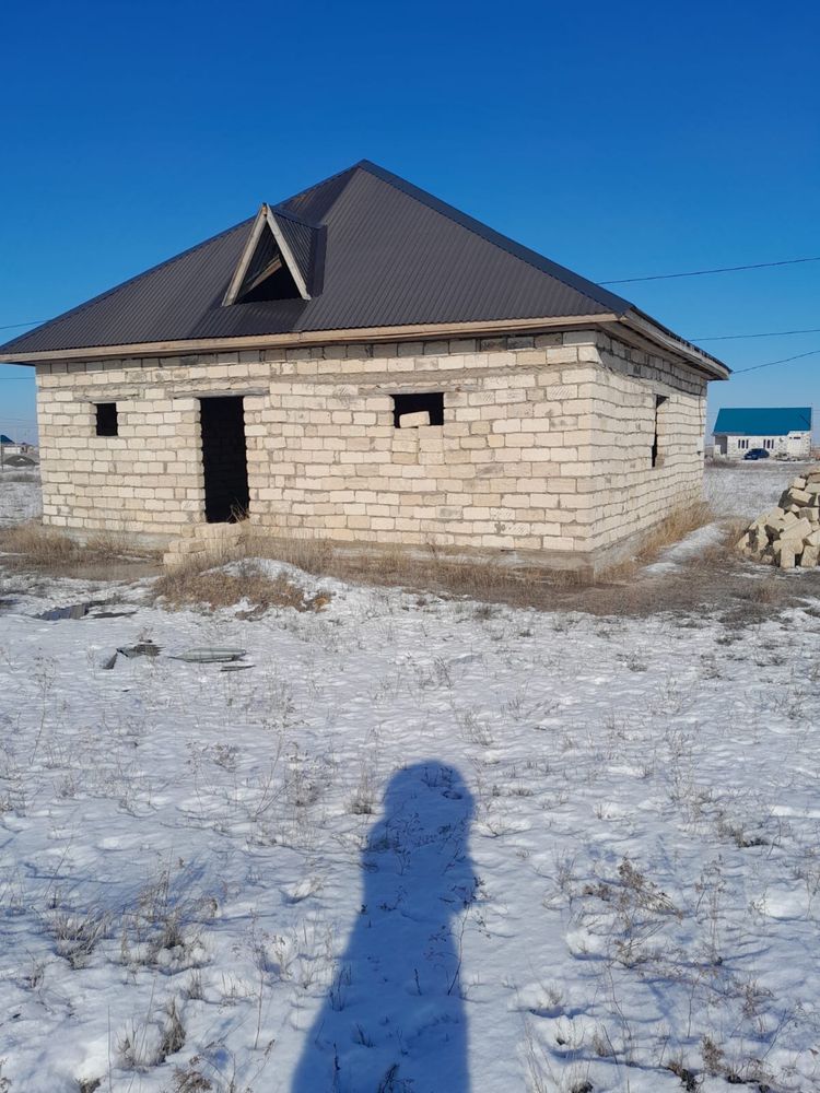Срочно продам недостроенный дом в новом Аралтал