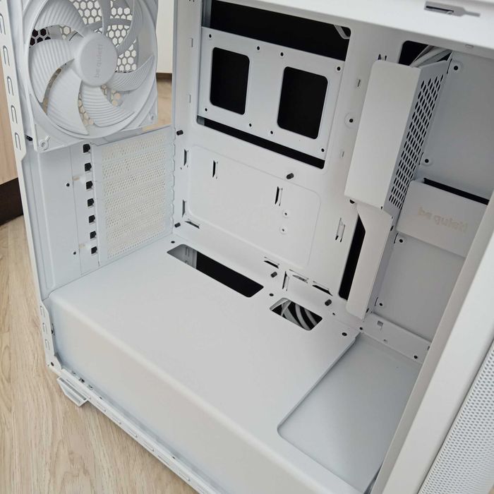 Be Quiet PURE BASE 501 Airflow Window White