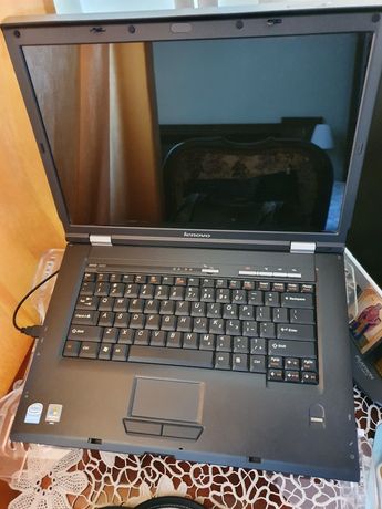 Vand laptop Lenovo Intel Celeron 2 GHz