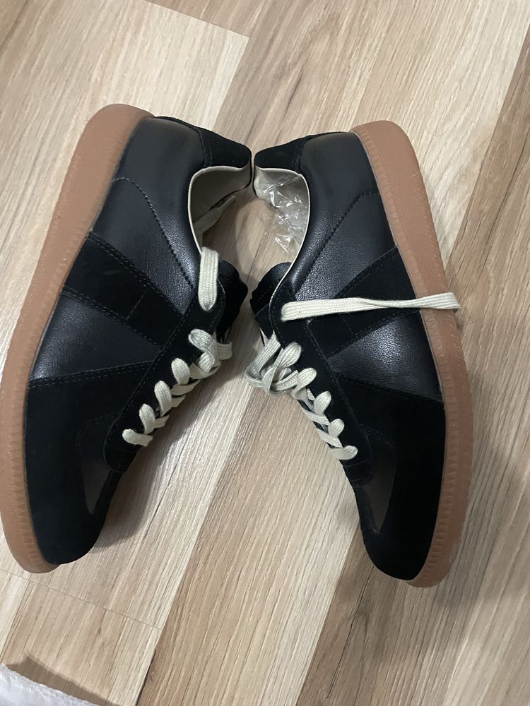 Maison Margiela Gats Black