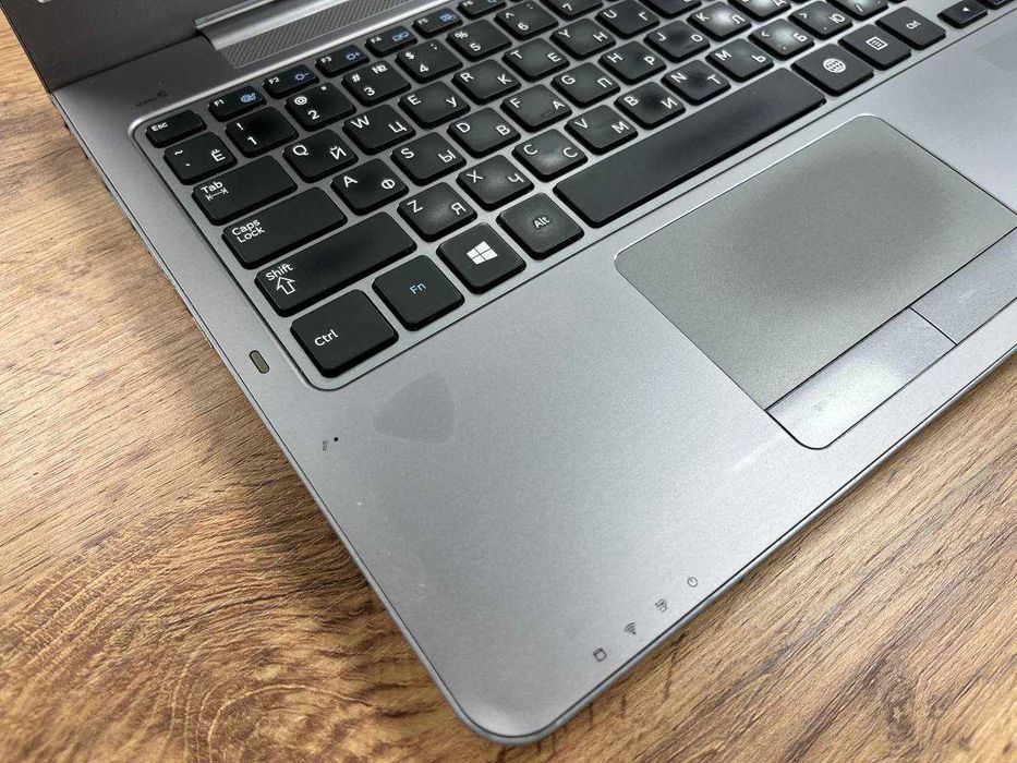 Для офисных работ SAMSUNG NP535 Amd A6/ОЗУ 4/SSD 128