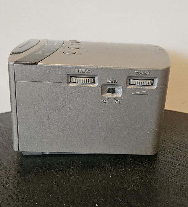 Радио Аларма SONY