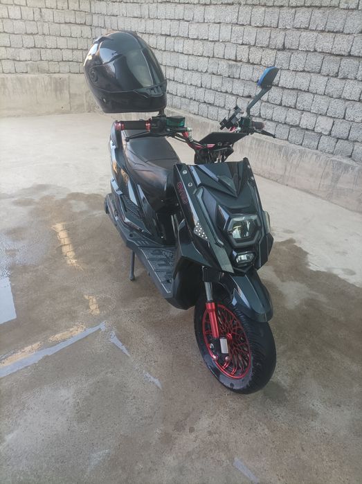 Nomi redline bitta zaryatda 50 60 km yuradi tezli 70 75 probek 7000 km