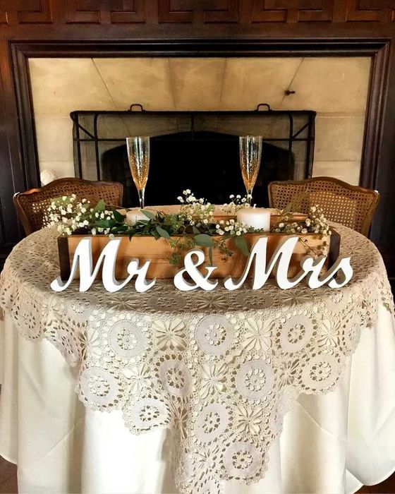 Знаци Mr & Mrs - декорация за сватба, подарък за младоженци