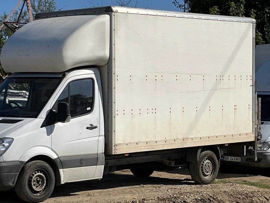 Cub cu lift Mercedes Sprinter – Înălțime 2,55 m, Lungime 4,50 m