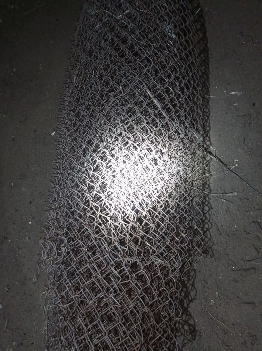 Продам сетку рабицу на ограждение бу