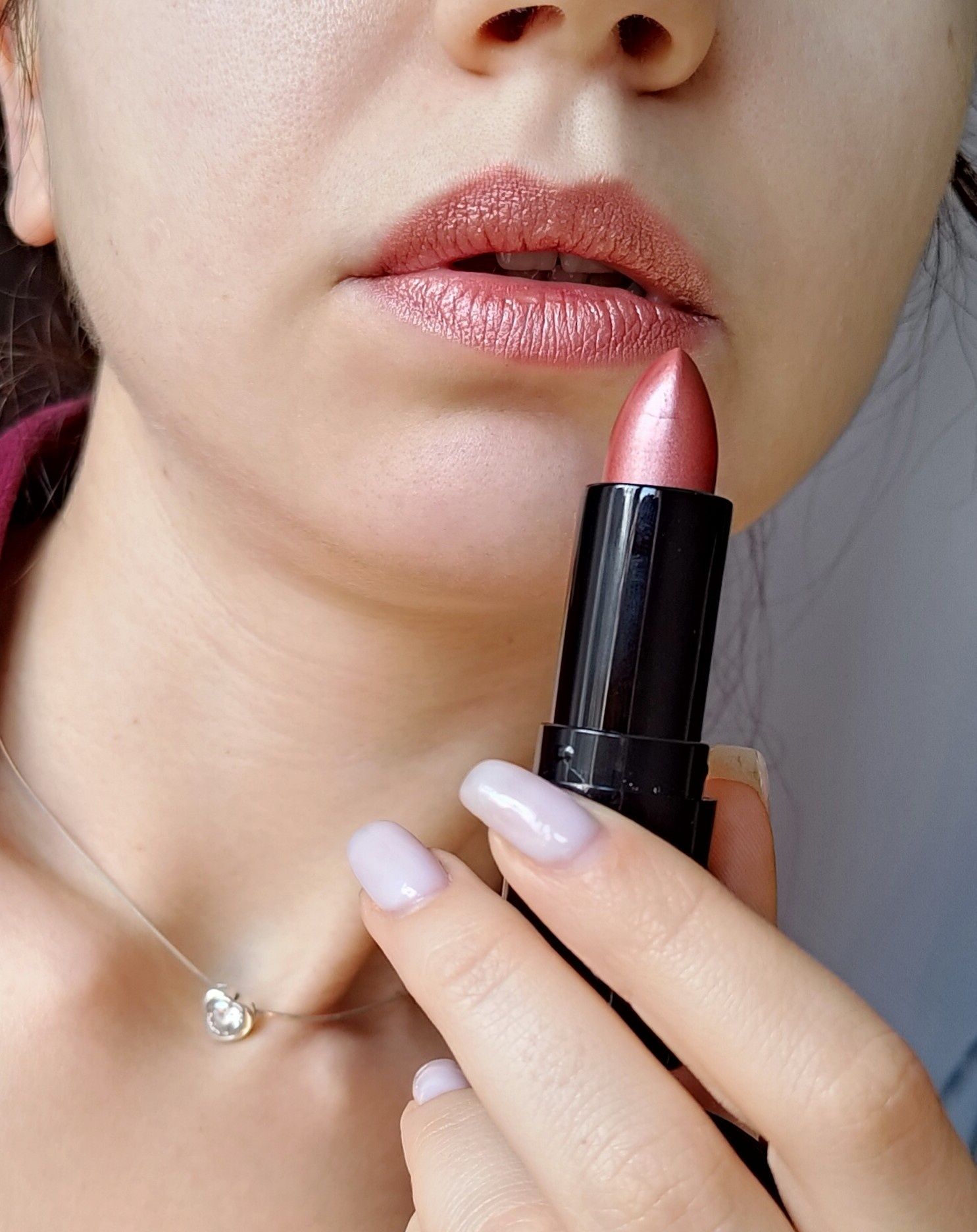 Червило IsaDora Perfect Moisture Lipstick
