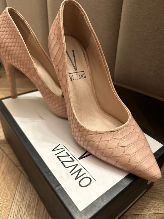 Туфли новые 35размер