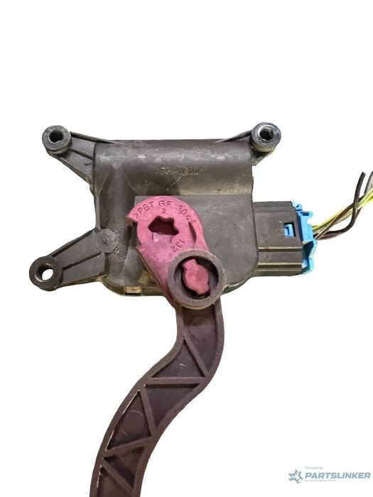 Actuator/motoras clapeta aer AC VOLKSWAGEN PASSAT Variant 3C5 2005 - 2011 0132801344