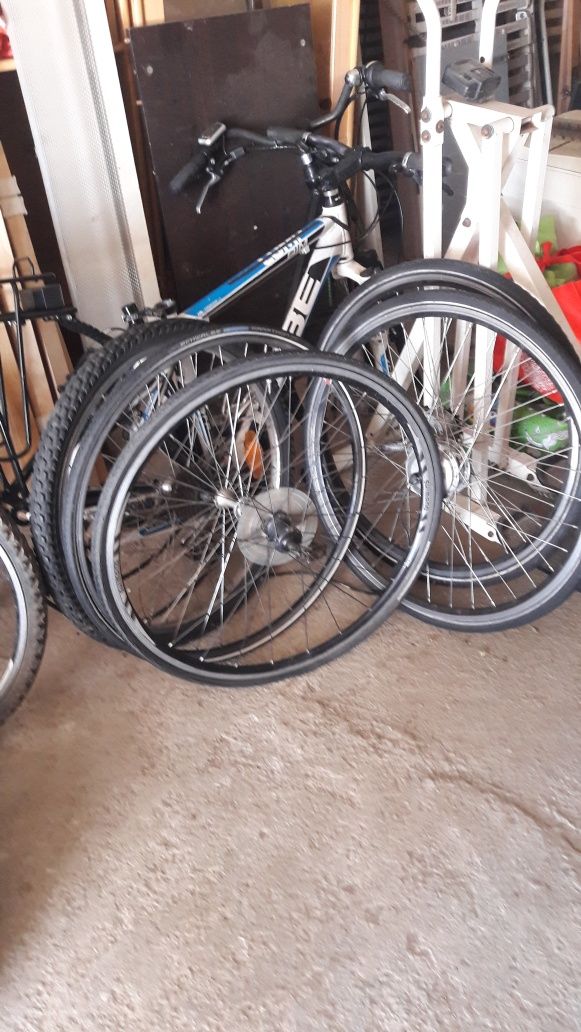 Roții bicicleta fără cauciuc