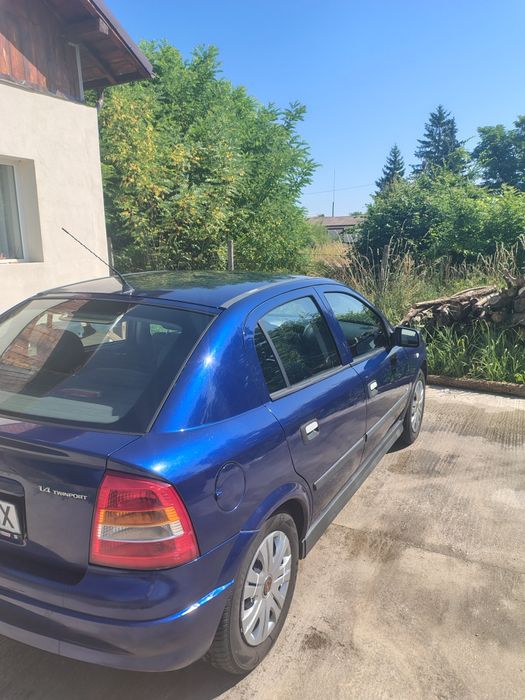 Vând Opel Astra G