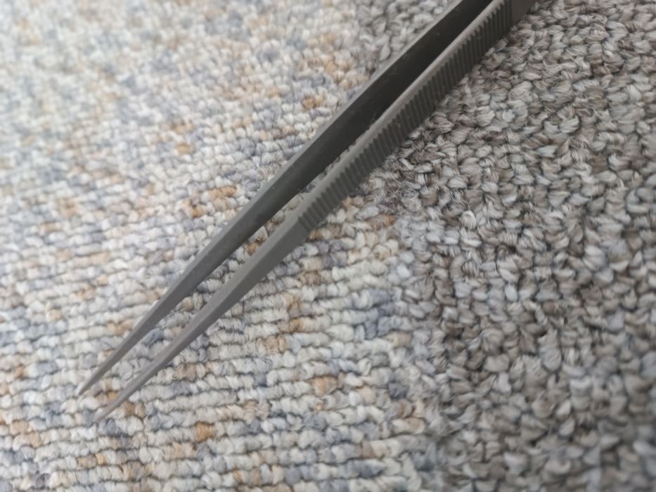 Penseta din titaniu de precizie