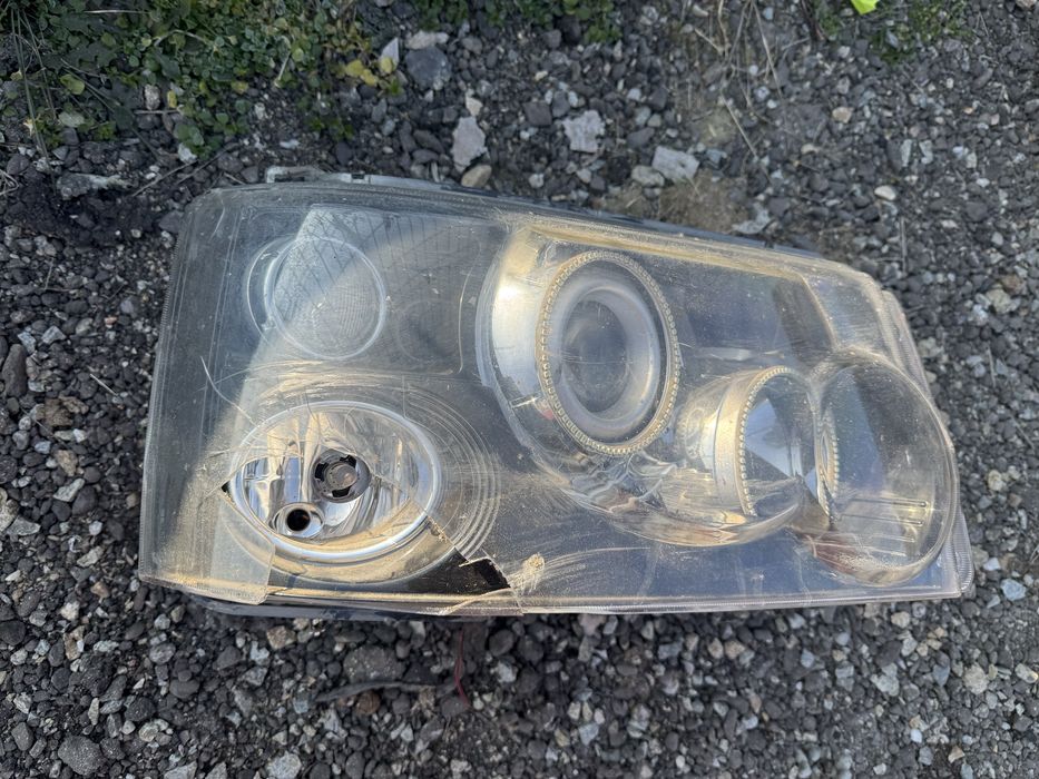 Far dreapta Range Rover / defect / avariat