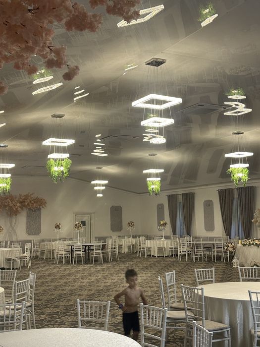 Vand lustre led ,candelabru,10 bucati