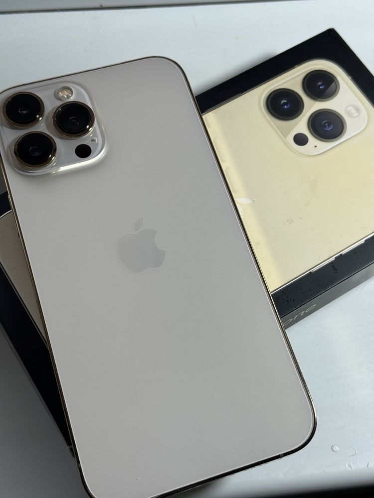 Продаю Iphone 13 pro max  в идеальном состоянии