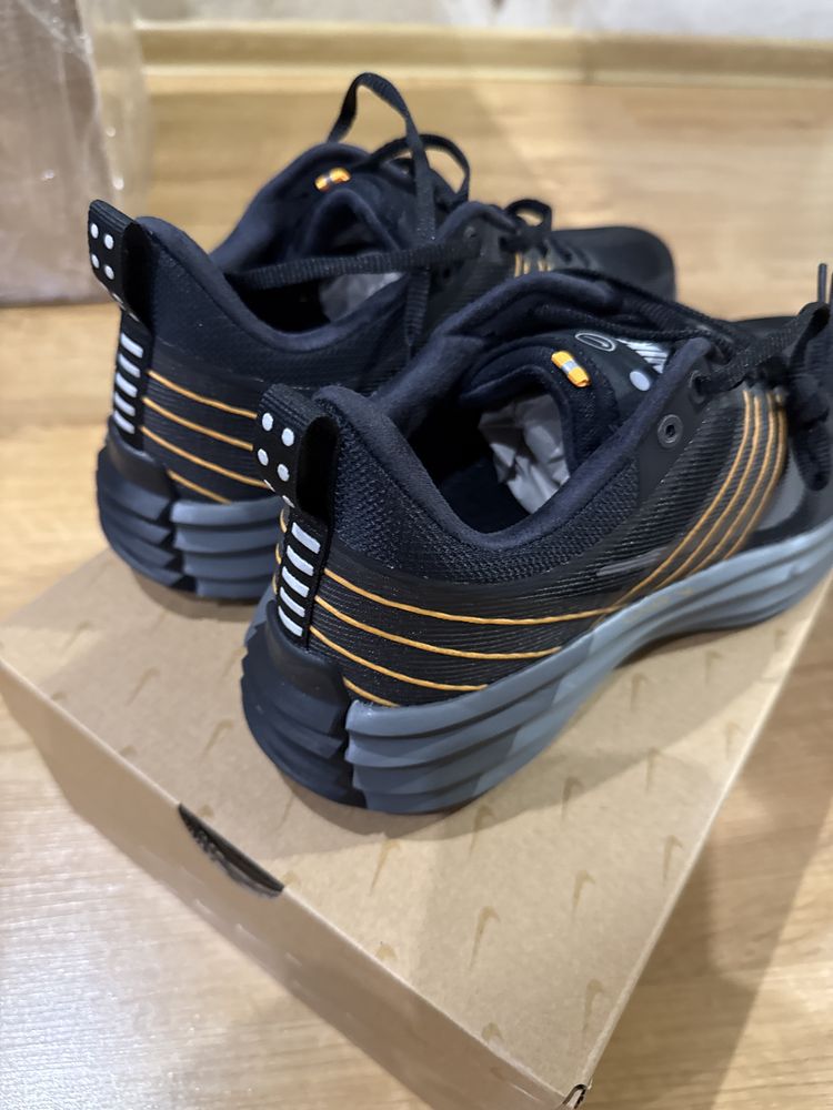 Nike Lunar Roam