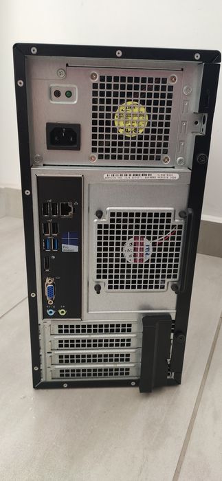 Dell i5 4590, 8GB RAM, 500MB hdd, Windows, cu folia pe el