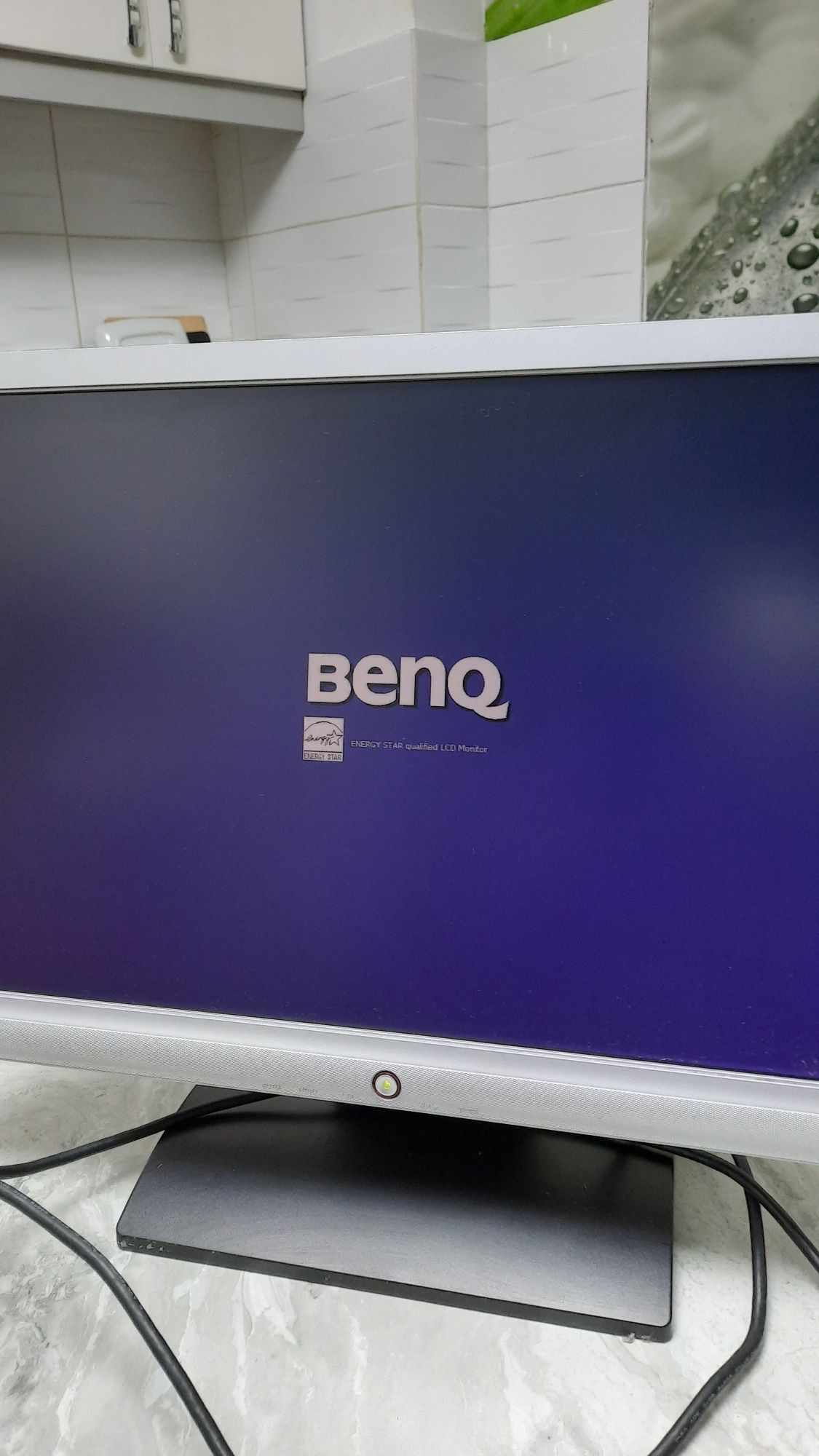 Vând monitor BENQ 20 inch