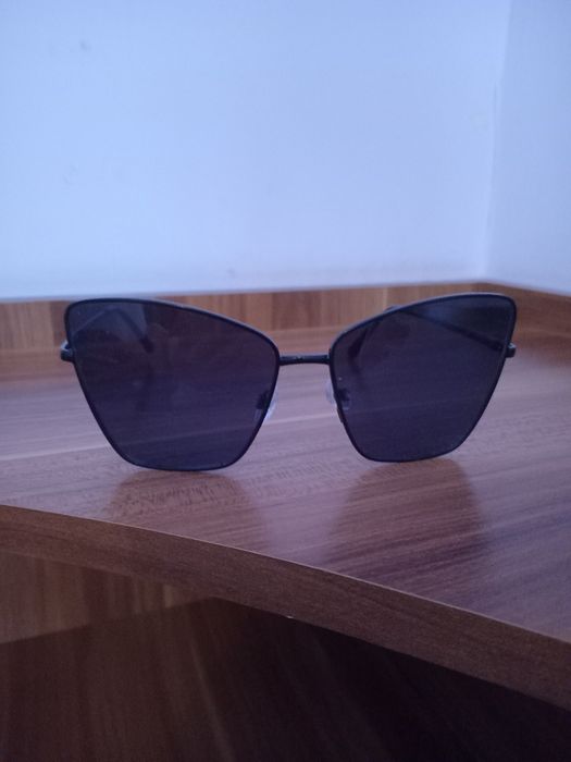 Очки кошачий глаз.