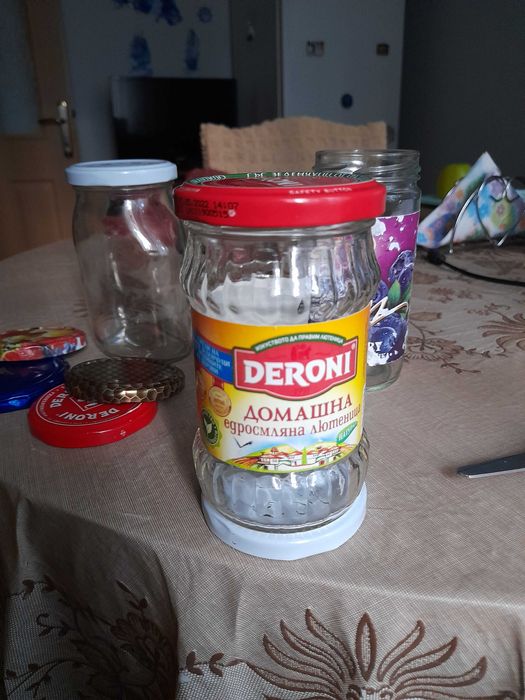 Буркани - различни размери