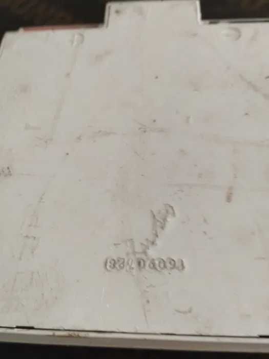 Тягови Акомулаторu Yuasa AGM количества гаранция 3 месеца 75 лв бройка