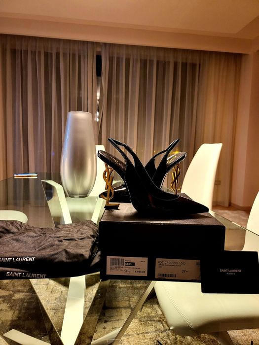 De vanzare sandale SAINT LAURENT