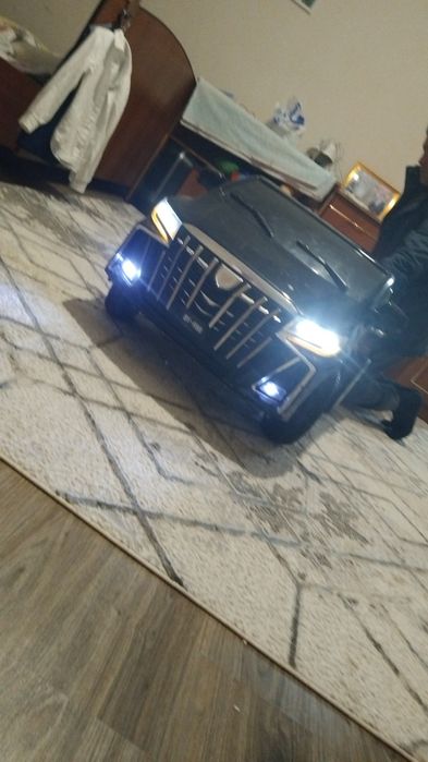 Электромобиль детский