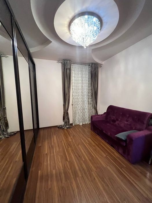 3-комнатная квартира (98 м²) в новостройке на ул. Нукус...