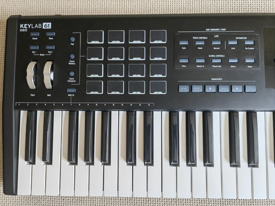 Arturia Keylab mkII 61 клавиша, Миди клавиатура Черна