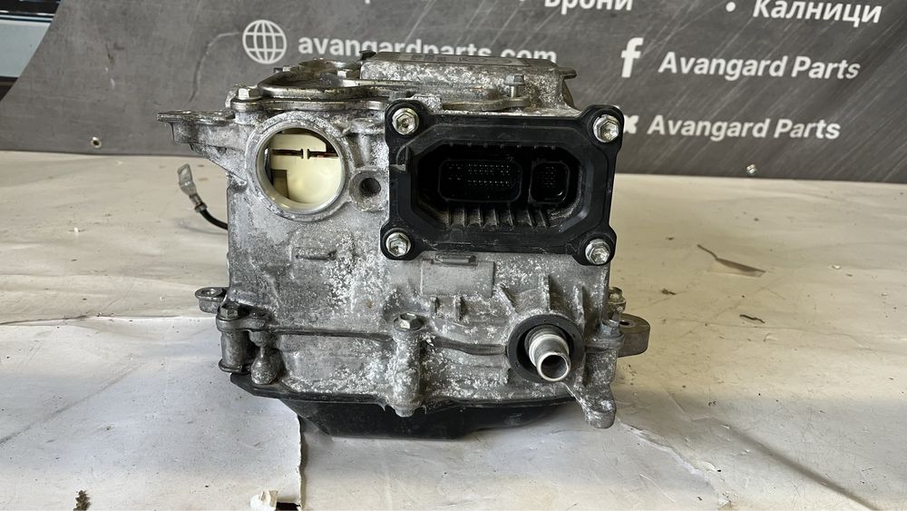 Инвертор конвертор Toyota Yaris 2011-2018