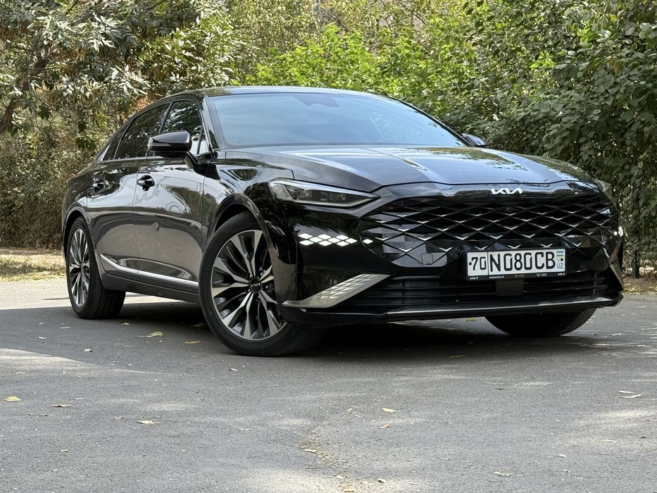 Kia k 8 sotiladi