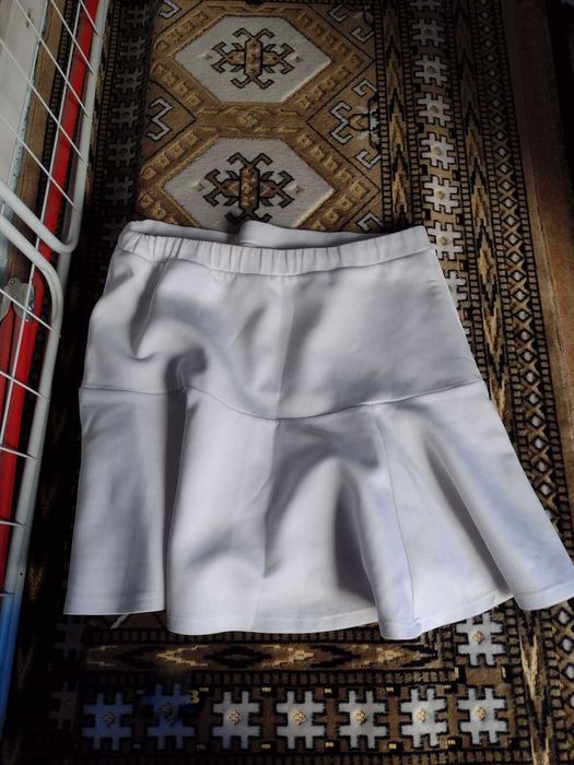 дамски поли л размер по 3лв