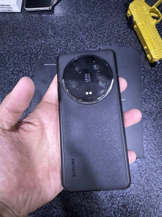 xiaomi 14 ultra pamit 16.512g holati zor oqip tel qlila