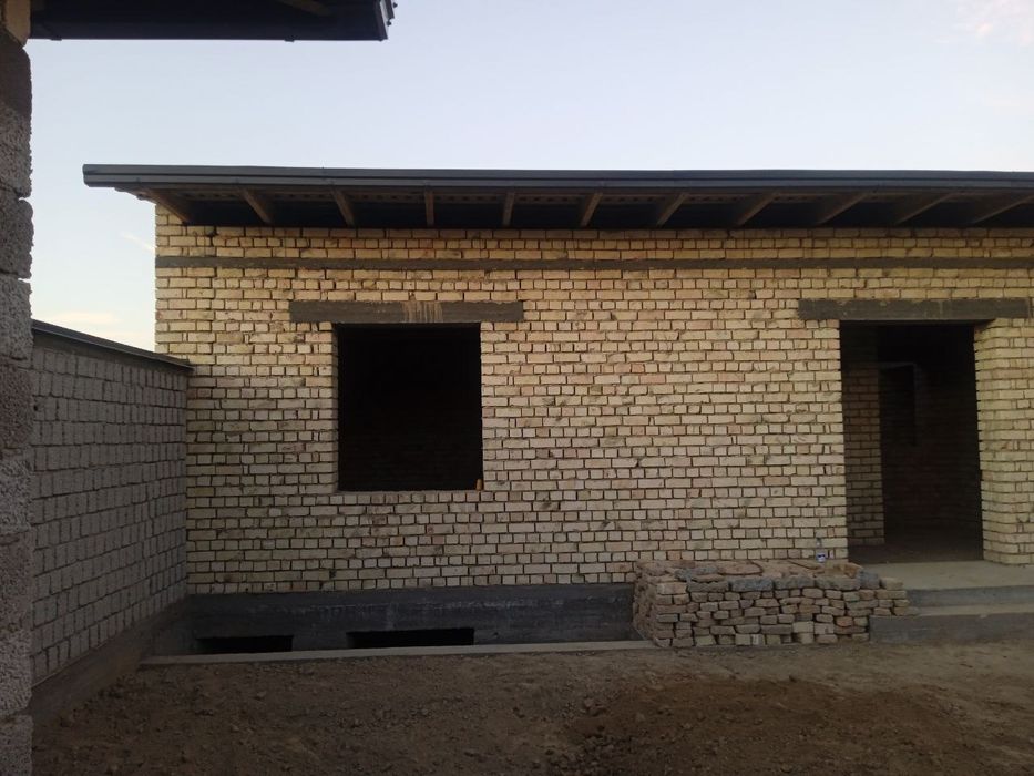 Uy sotiladi karobka xolatda