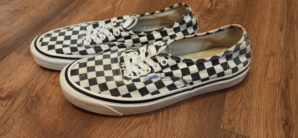 Vand Vans marimea 44