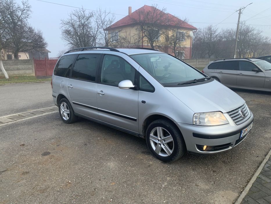 Vând sau schimb sharan 2008