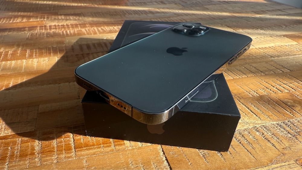 Iphone 12 pro in stare foarte buna