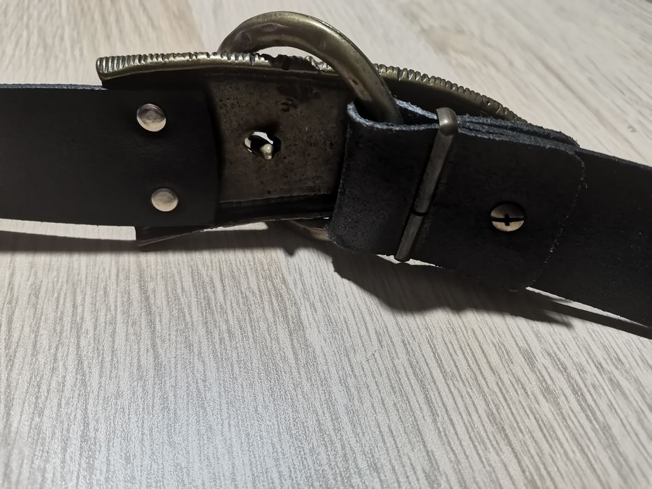 Curea piele. damă . Italia. 95 cm