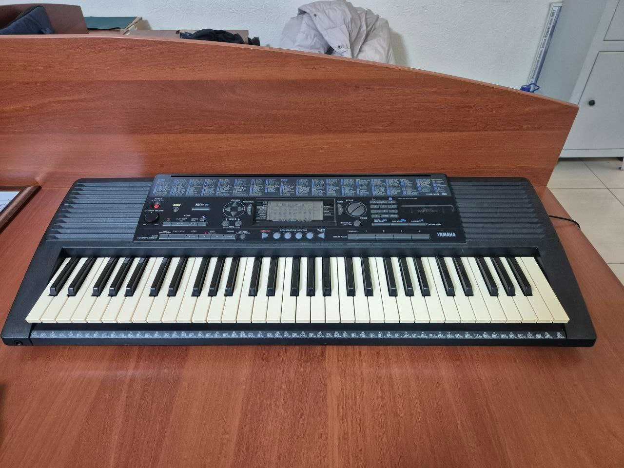 Продаётся Синтезатор-оркестратор, бренд Vintage YAMAHA PSR-320, PA-5.