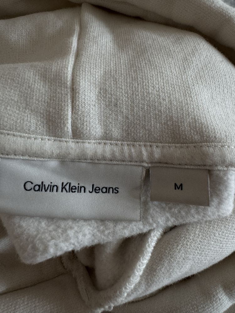 Calvin Klein Суичър (Размер M)
