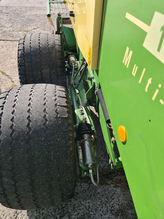 Presa  pentru balotat nutreturi KRONE  VARIO PACK  1800 MULTICUT