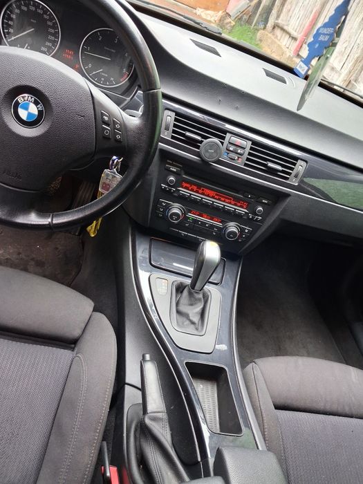 Vând bmw e91 2.0d xDrive 2012 euro5