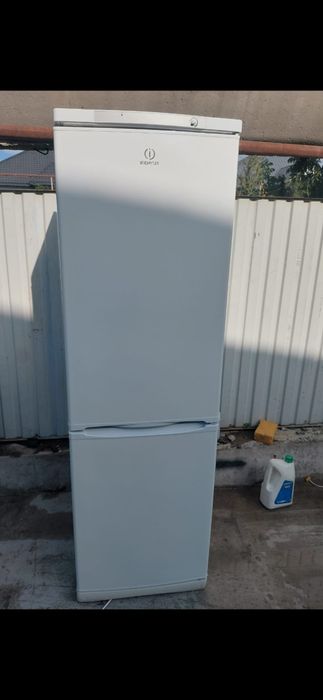 Холодильник рабочая Индезит Доставка есть