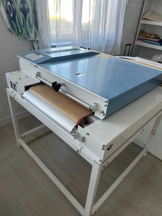 Ёпиштирувчи Пресс Машинаси (IVAR/NHG-500 модели) – аъло ҳолатда!