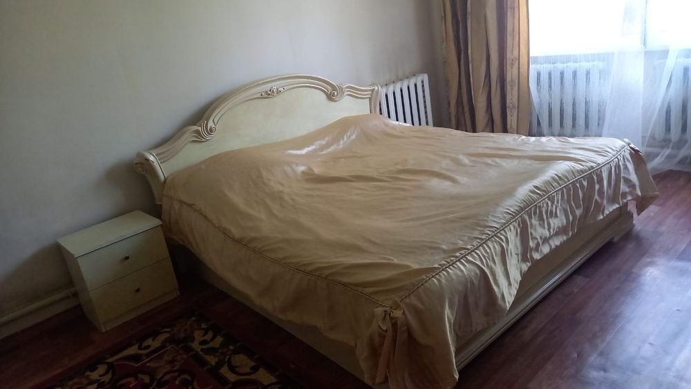Продам спальни кровать в хорошем состоянии