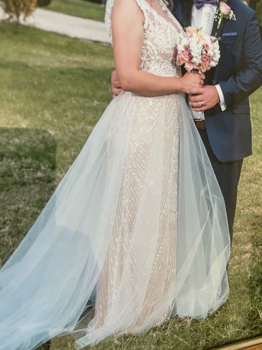 Rochie de mireasă și voal Natalia Vasiliev